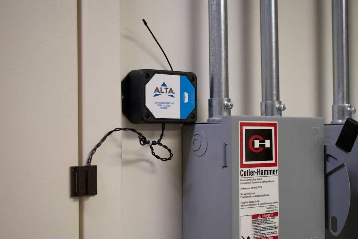 Sensor Open Can IOT Open Close Sensors UAE - Buy Open Close Sensors from IOT Plus UAE
